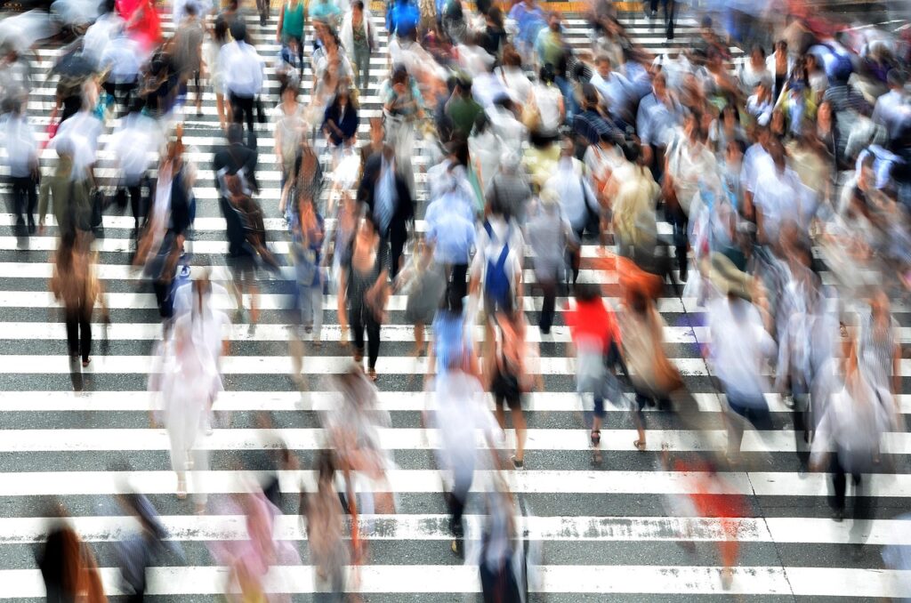 連休に家族で楽しめる混雑しない温泉はどこですか？