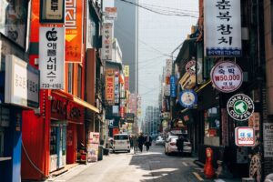 連休に人少ない神社観光を楽しむためのポイントは？